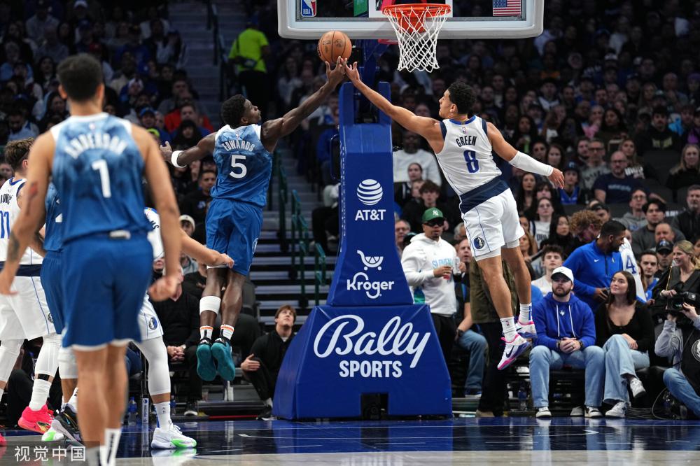 己在这场转 己在这场转